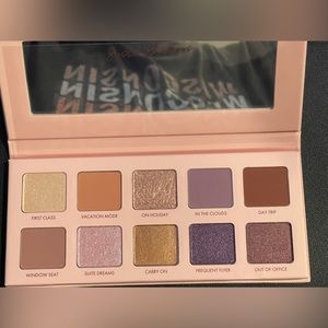 Suite Escape Eyeshadow Palette - NIB